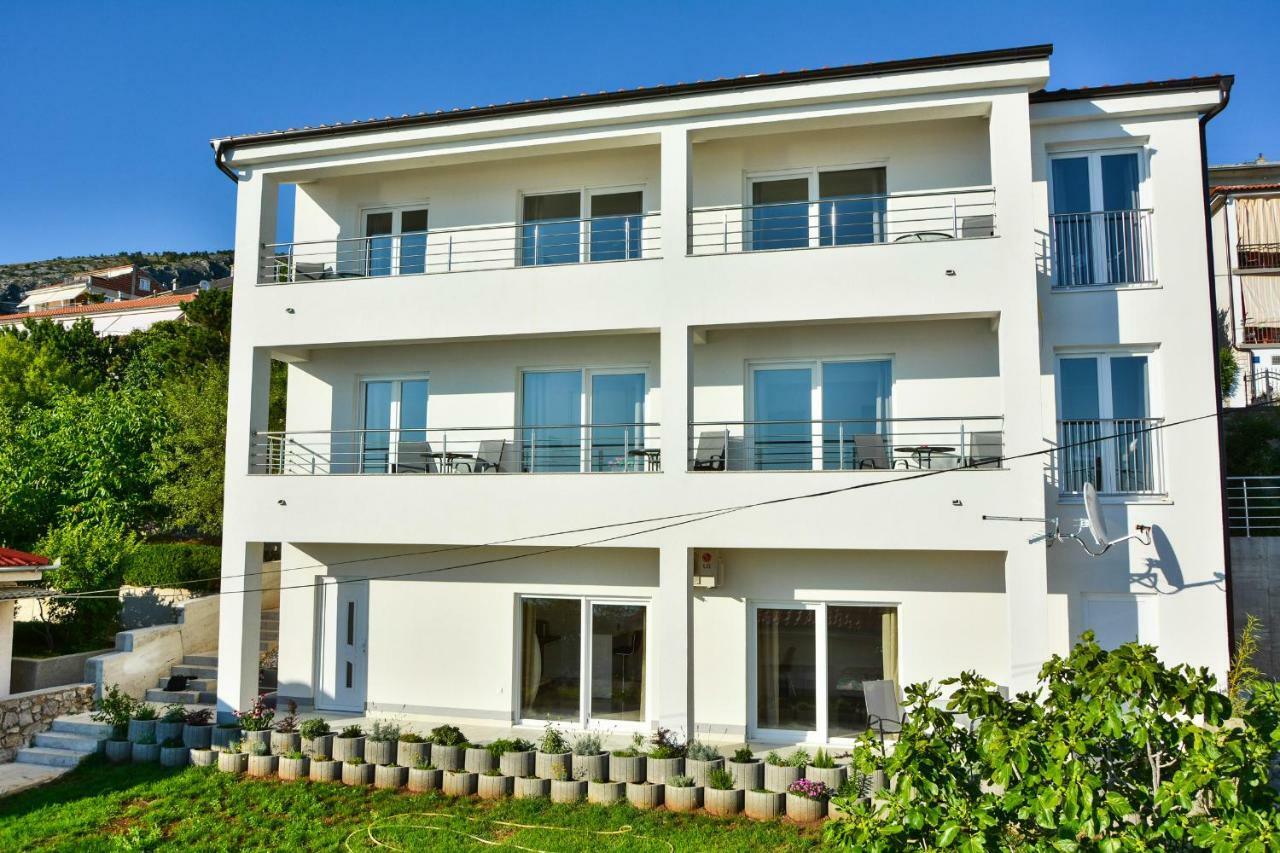 Apartments & Rooms Kata - Adults Only セニ エクステリア 写真