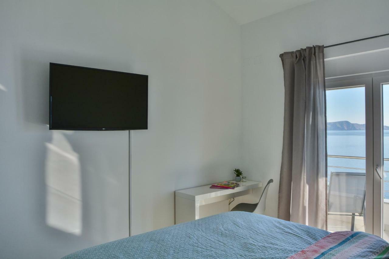 Apartments & Rooms Kata - Adults Only セニ エクステリア 写真