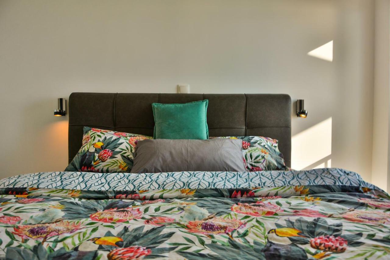 Apartments & Rooms Kata - Adults Only セニ エクステリア 写真