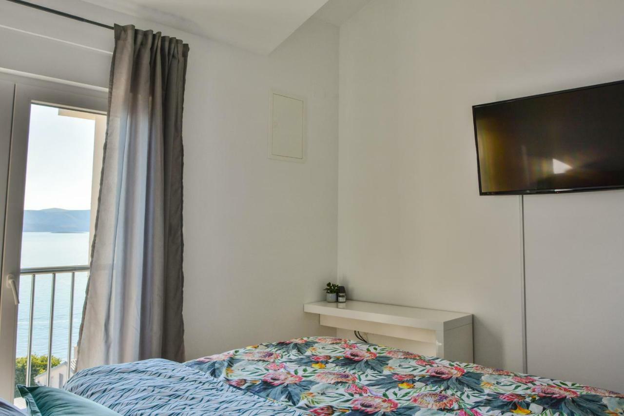 Apartments & Rooms Kata - Adults Only セニ エクステリア 写真