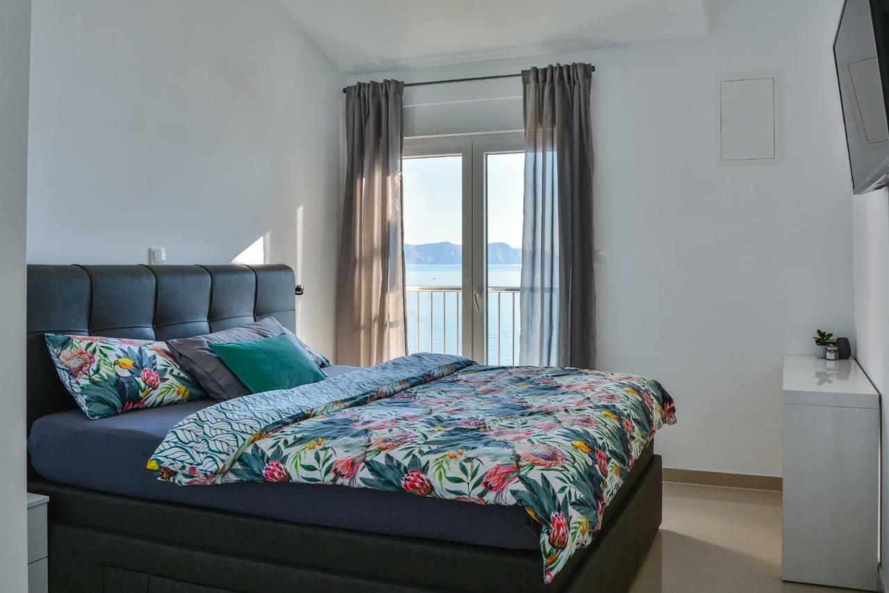 Apartments & Rooms Kata - Adults Only セニ エクステリア 写真