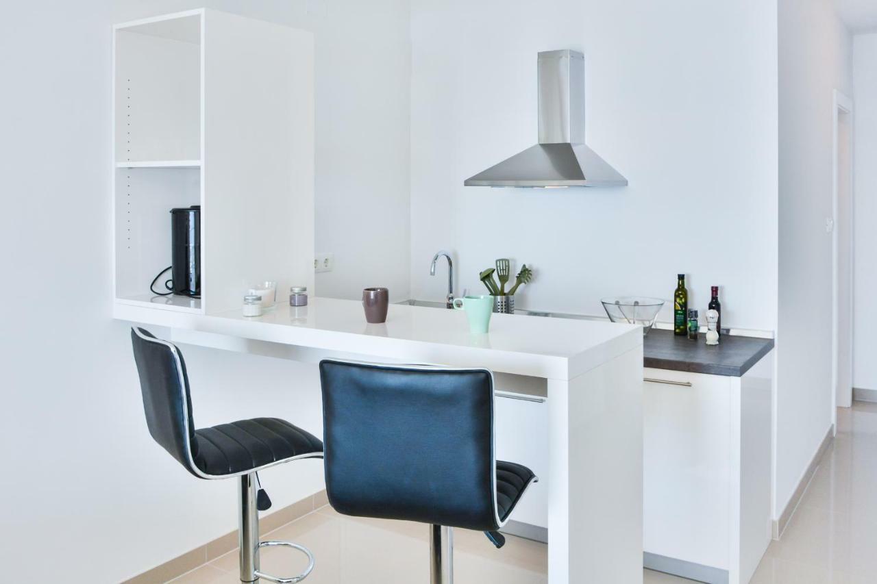 Apartments & Rooms Kata - Adults Only セニ エクステリア 写真